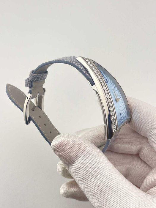 Часы Corum Rocket Diamonds