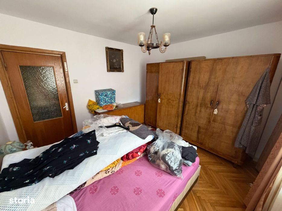 Apartament 3 camere, etaj 2 - Cugir