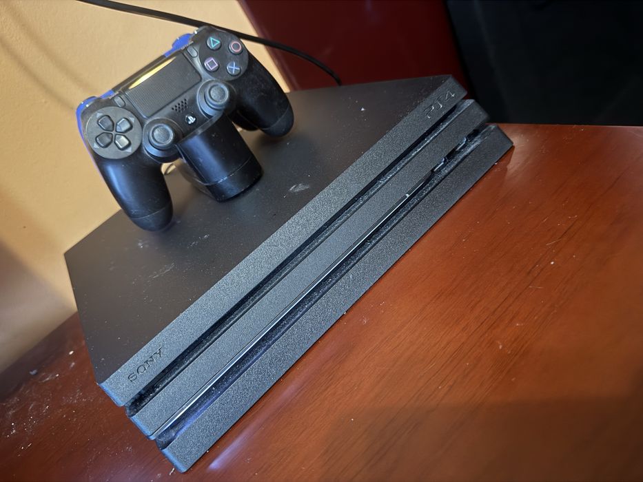 Playstation 4 pro 1TB