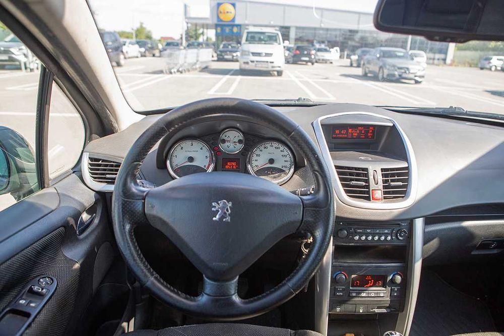 Peugeot 207 1.6 HDi 90 CP | 185.000 km Reali | Consum Mixt 4.7% | Proprietar | Ideal Începători / Navetă