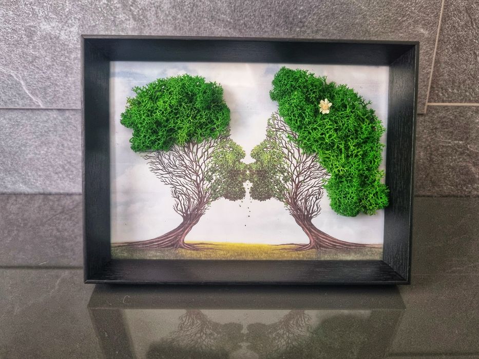 Картина "Kiss me" декорирана с напълно естествен скандинавски мъх