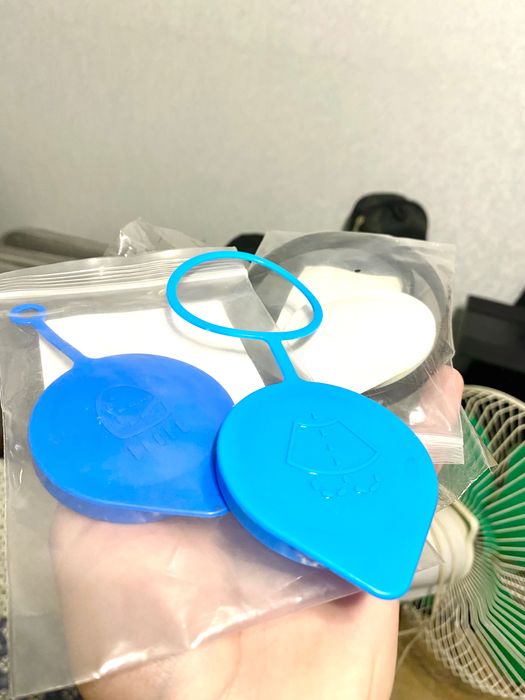 Крышка бочка омывателя