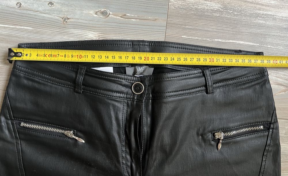 Pantaloni piele eco