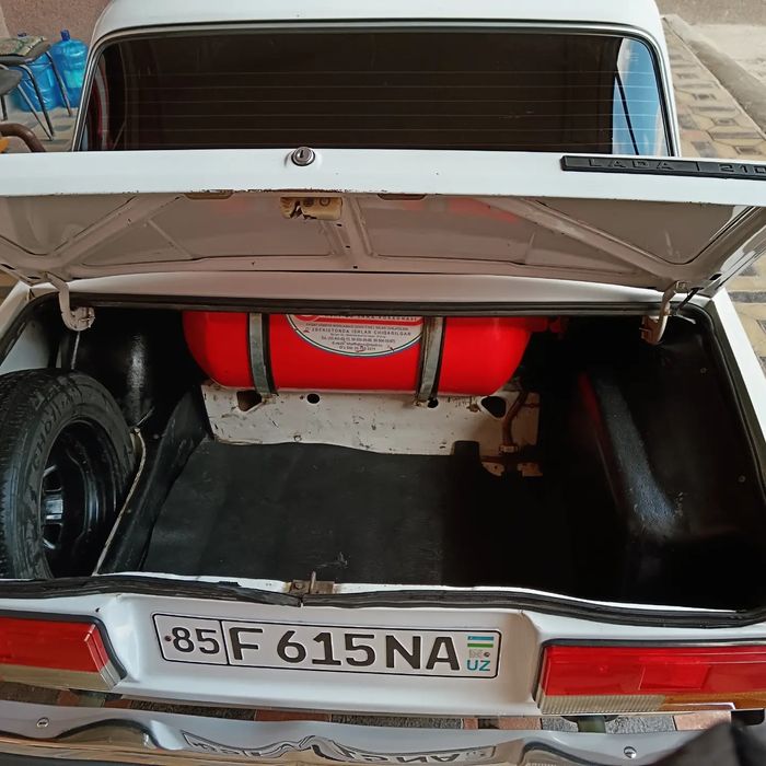 2107 sotiladi 2008yili metanda injektr