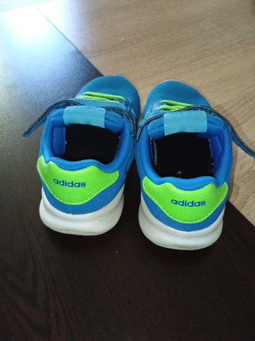 Маратонки за момче Adidas
