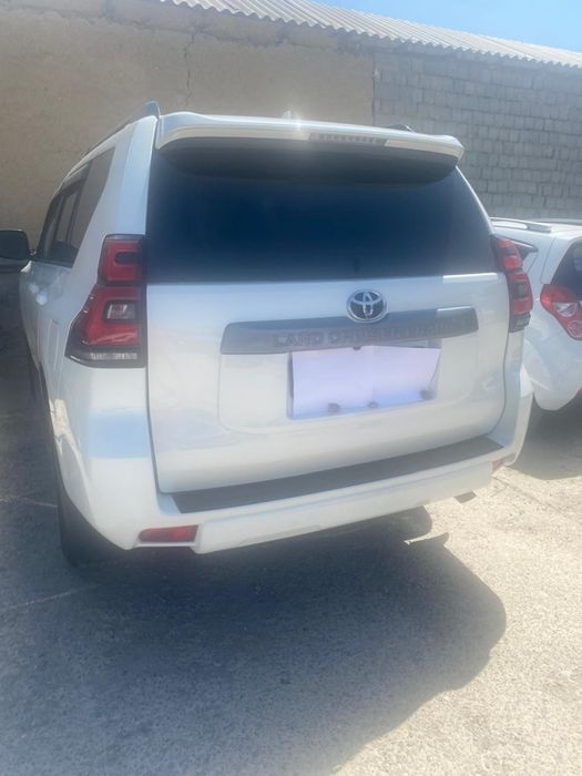 Продаем Toyota land cruiser prado
