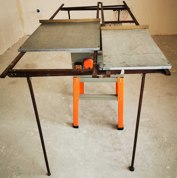 Циркуляр Стационарен“Einhell TKS 15 250 UV“