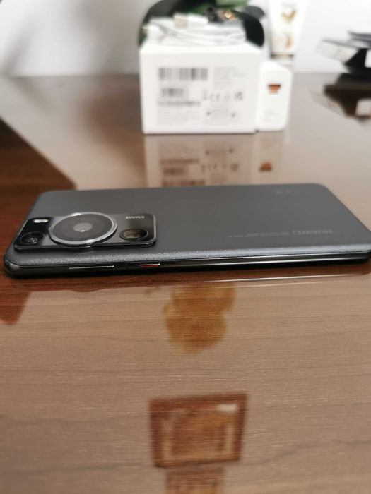 Huawei P60 pro impecabil .