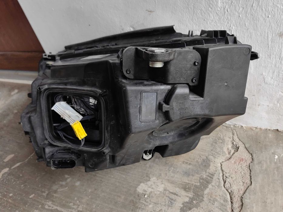 Фар Mercedes GLC W253 Multibeam десен /Фар Мерцедес ГЛЦ W253 Оригинале