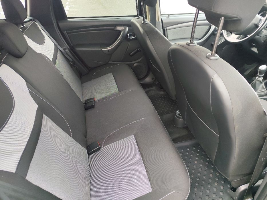 Dacia Duster 4x4  an2017 motor 1.5 diesel 110cai /Euro 6 /Navi/senzori