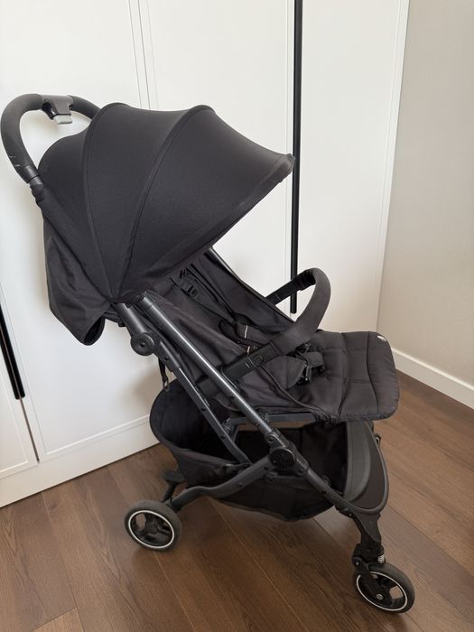 Коляска прогулочная