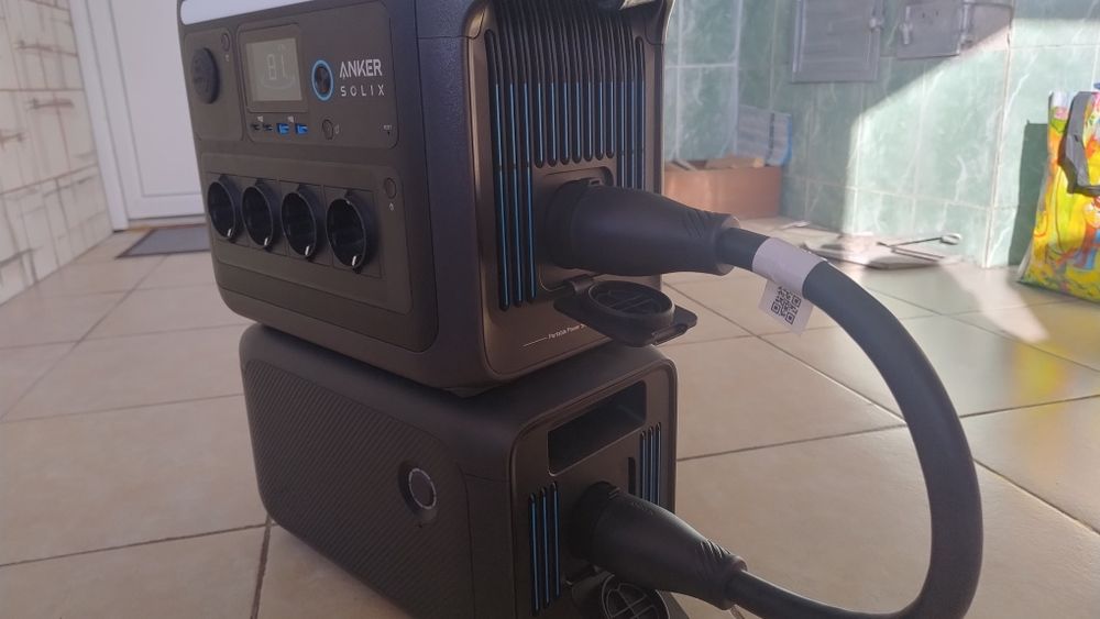 Generator solar Anker c1000x + baterie + panou solar