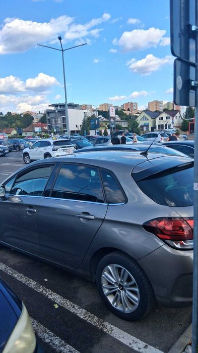 Citroen C4 1.6 BlueHDi (120 CP) - 2015 - Înmatriculat RO - Unic proprietar în România
