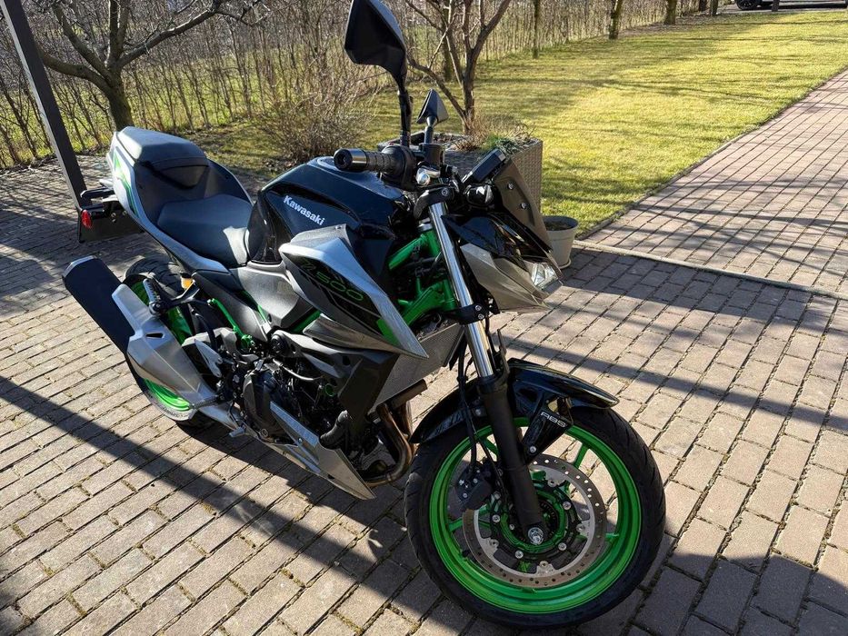 Kawasaki Z500 SE 2025
