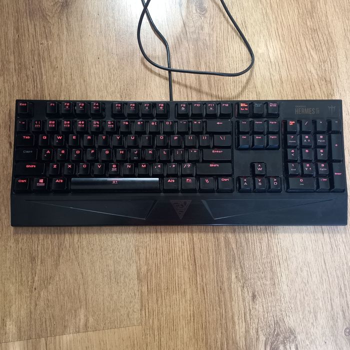 Механична клавиатура Gamdias Hermes