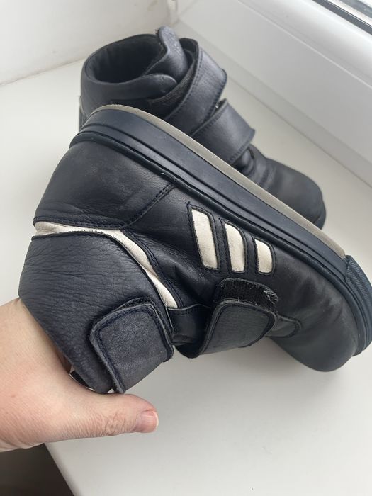 Продам ботинки для мальчика