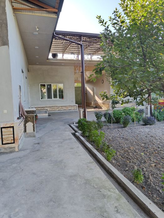 Продаётся дом. Срочно 8 соток