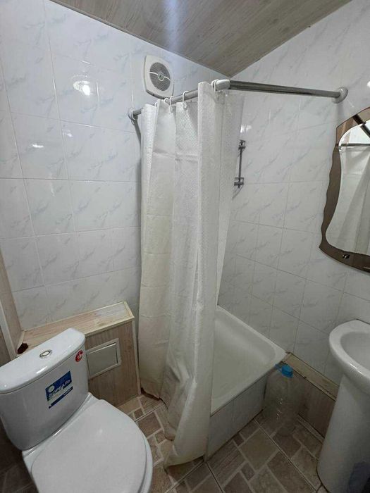 ПРОДАЁТСЯ 2х комнатная квартира в кирпичном доме в центре города