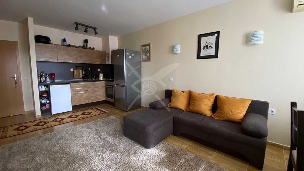 Продава се Тристаен апартамент в Свети Влас - 68 кв.м за 1471 €/кв.м - Снимка #1