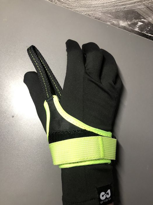 Темляки лыжные.