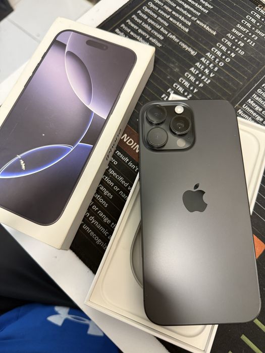 iPhone 16 Pro Max 256GB Baterie 96%