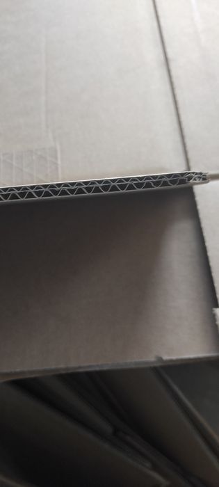 Картонные коробки