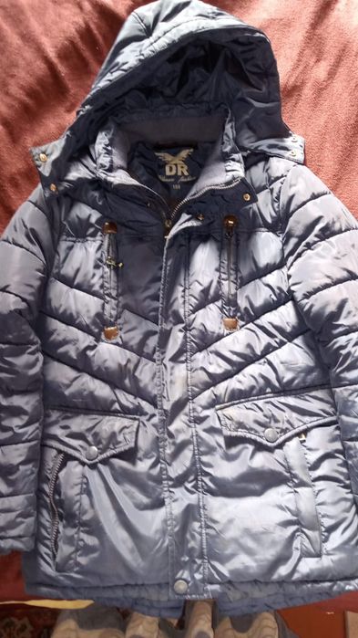 Продам пуховик детский. 8-12 лет