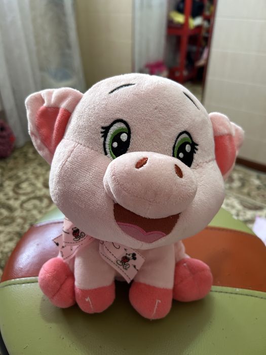 Мягкие игрушки  и рюкзак с игрушкой