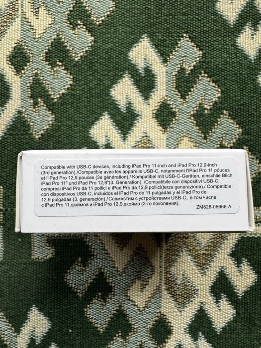 Кабель от Apple Type-C