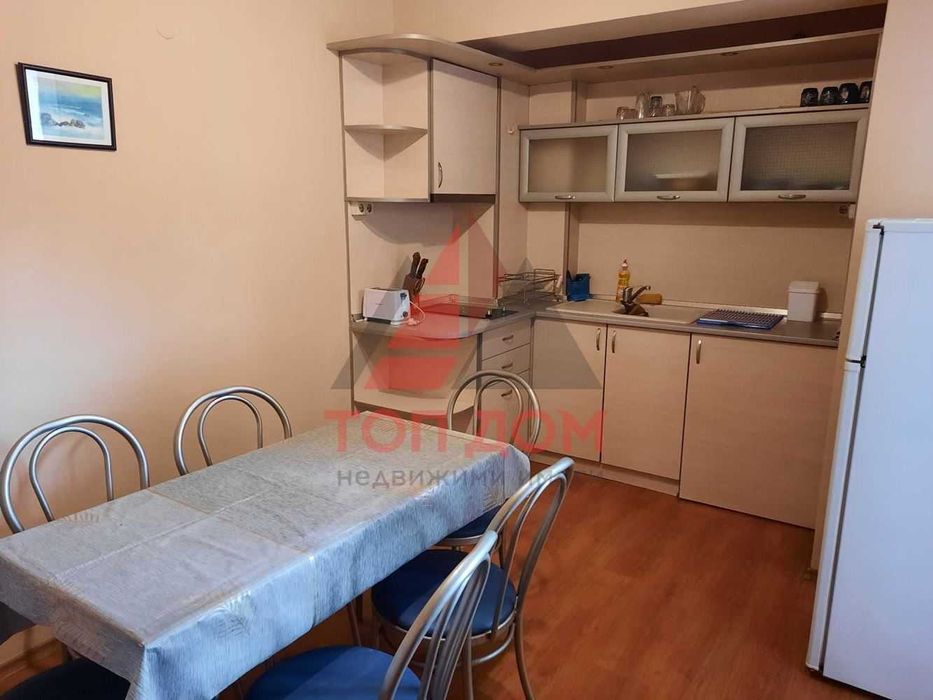 Дава се под наем Тристаен апартамент в Варна, Център - 85 кв.м за 408 € - Снимка #4