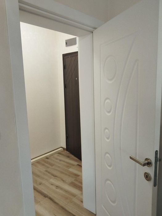 Дава се под наем Едностаен апартамент в Пловдив, Остромила - 65 кв.м за 310 € - Снимка #8