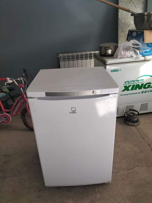 Продается морозильная камера