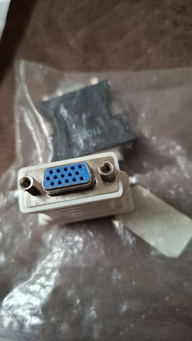 Переходник hdmi - vga, dp - hdmi.