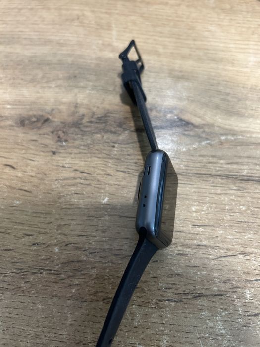 Продам apple watch серия 3