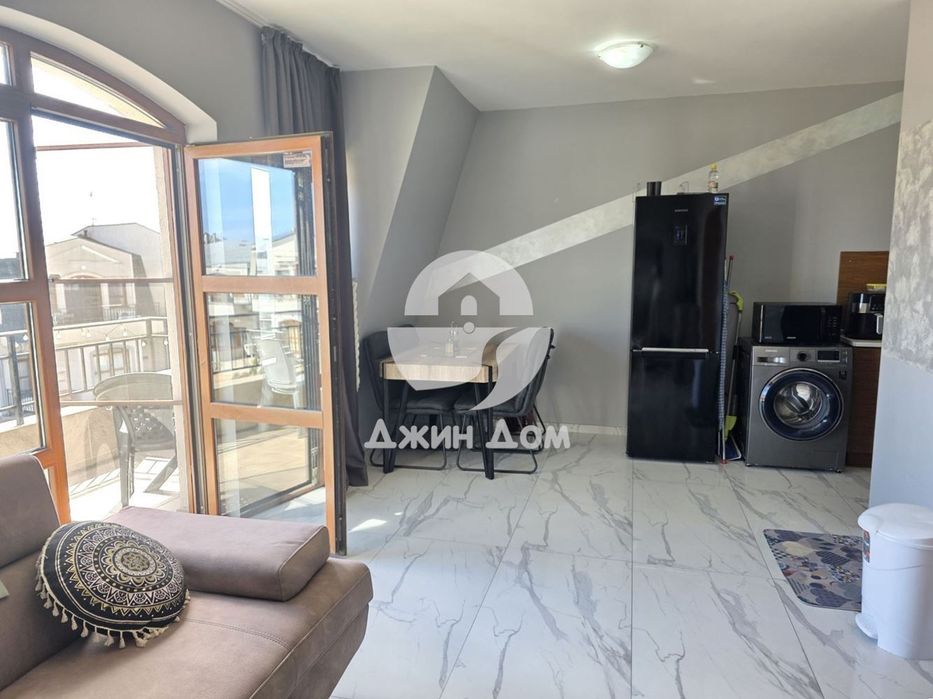 Продава се Тристаен апартамент в с. Кошарица, Област Бургас - 70 кв.м за 608 €/кв.м - Снимка #2