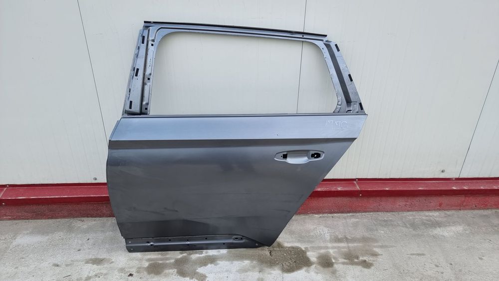 Usa stanga spate Skoda Superb 3 Kombi, 2015, 2016, 2017, 2018, 2019, 2020, 2021, 2022, 2023.