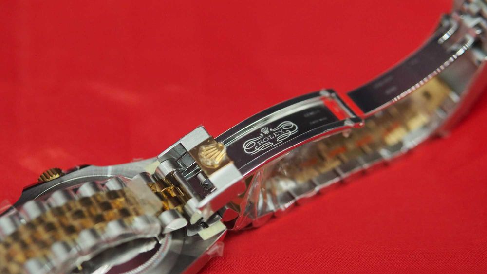 Допълнително позлатяван и модифициран Rolex GMT