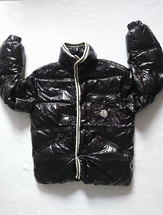 Moncler Branson M48 мъжко пухено яке 100%пух, черен лак ,водойстойчиво