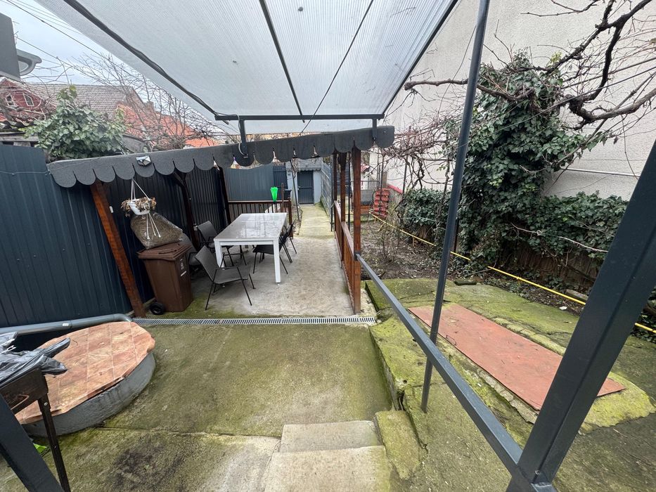 Casa particulara de vanzare