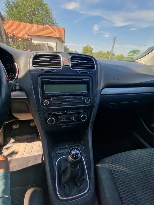 VOLKSWAGEN Golf 2010 — imagine 4