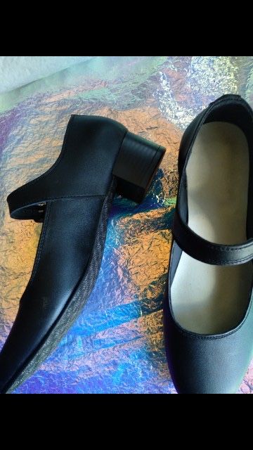 Скарпини и цървули