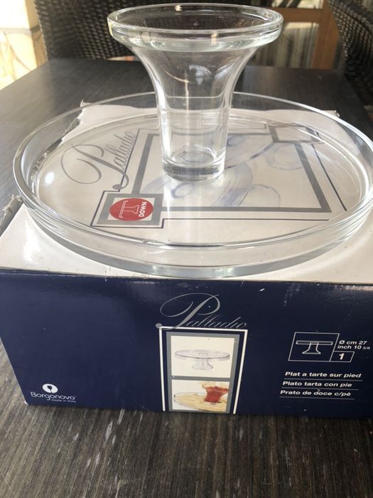 Метални фруктиери,стъклени поставки