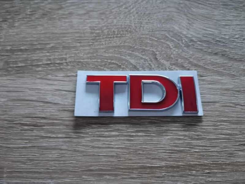червена емблема TDI за Volkswagen