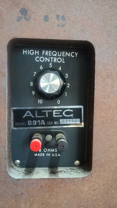 Boxe Altec Lansing 891a