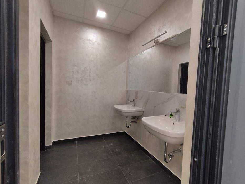 Дава се под наем Магазин в София, Зона Б-18 - 289 кв.м за 5196 € - Снимка #10