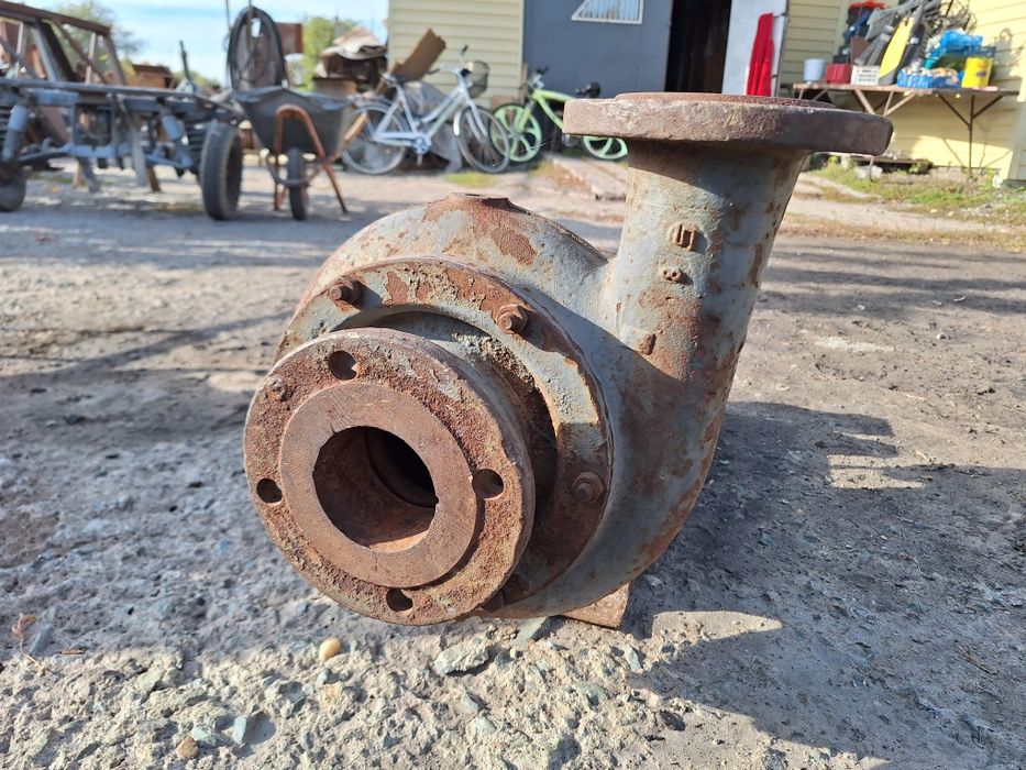 Насос водяной центробежный.