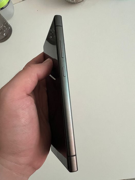 Продам срочно Samsung s24 ultra