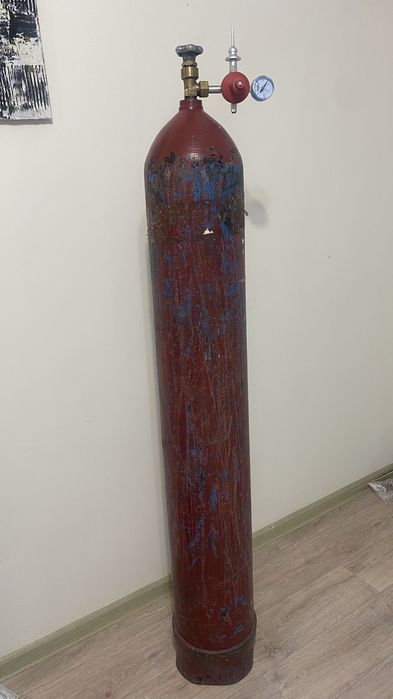 Продам баллон с редуктором