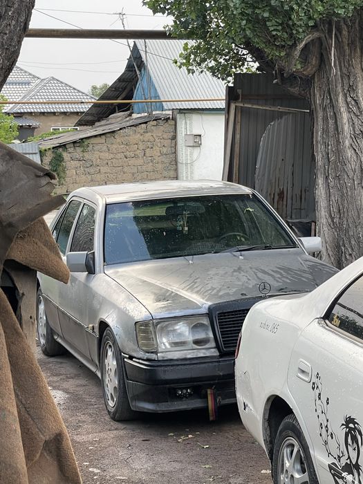 Mersedes benz w124