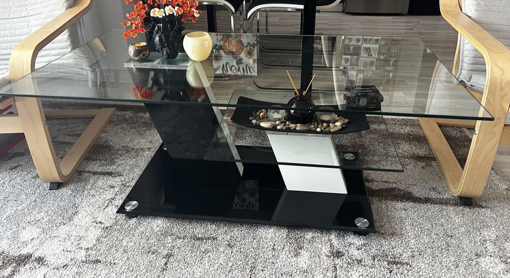 Masuta living din sticla